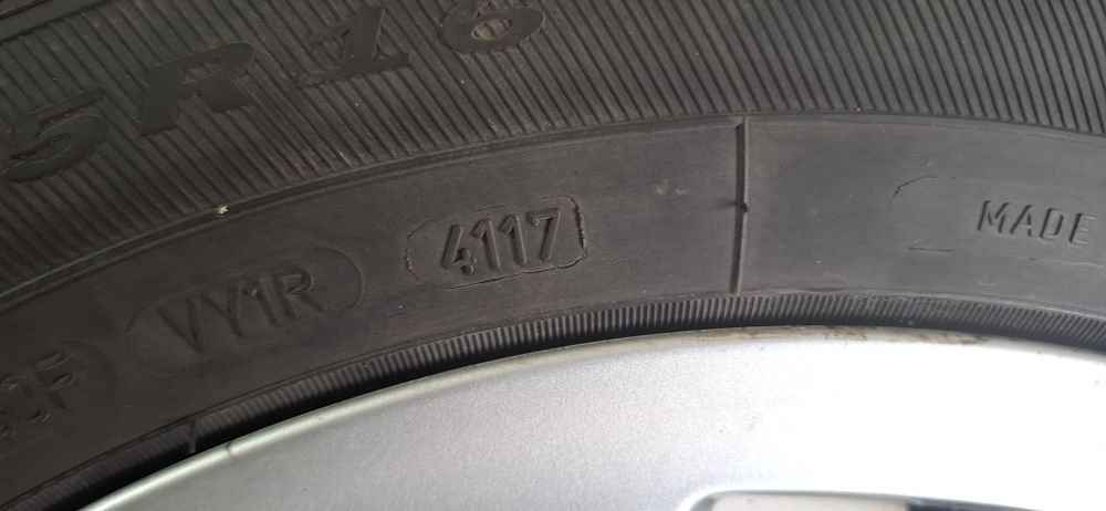 Alufelgi BMW 16 z oponami zimowymi