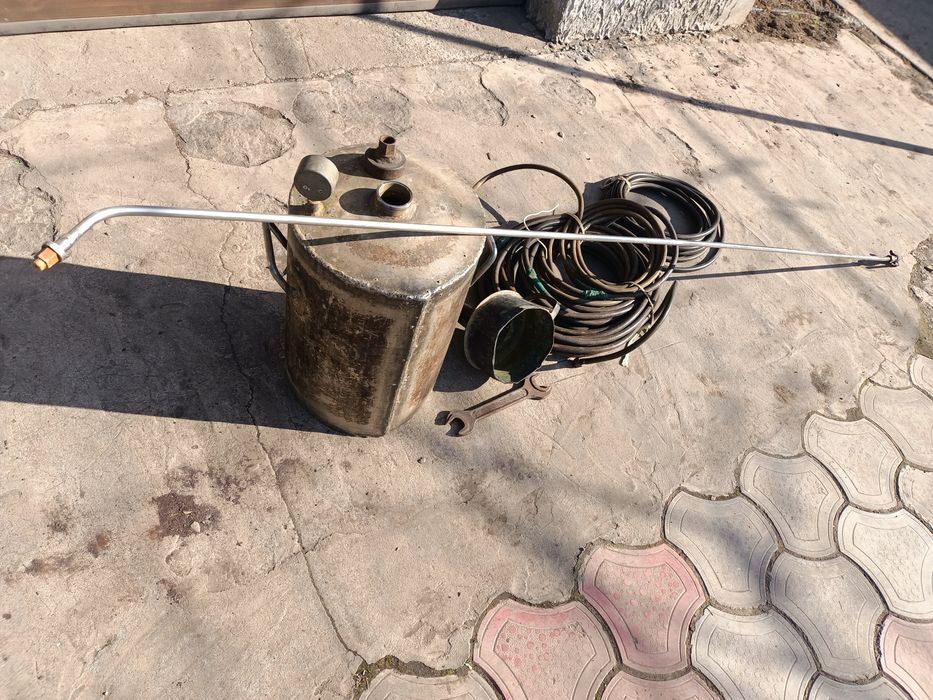 Опрыскивание деревьев