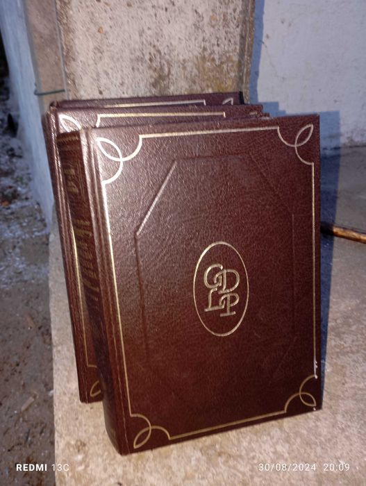 Coleções de livros antigos