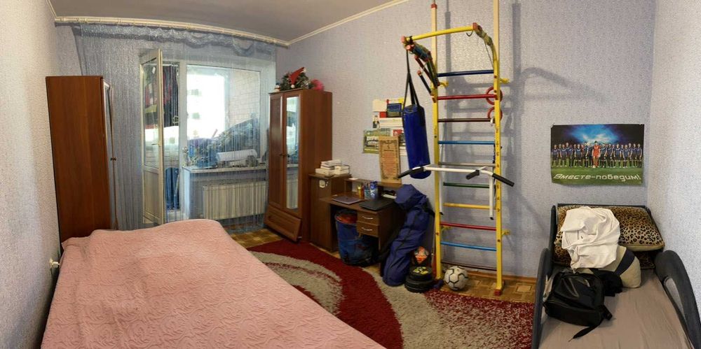 Продається 3-х кімнатна квартира в Совіньйоні.