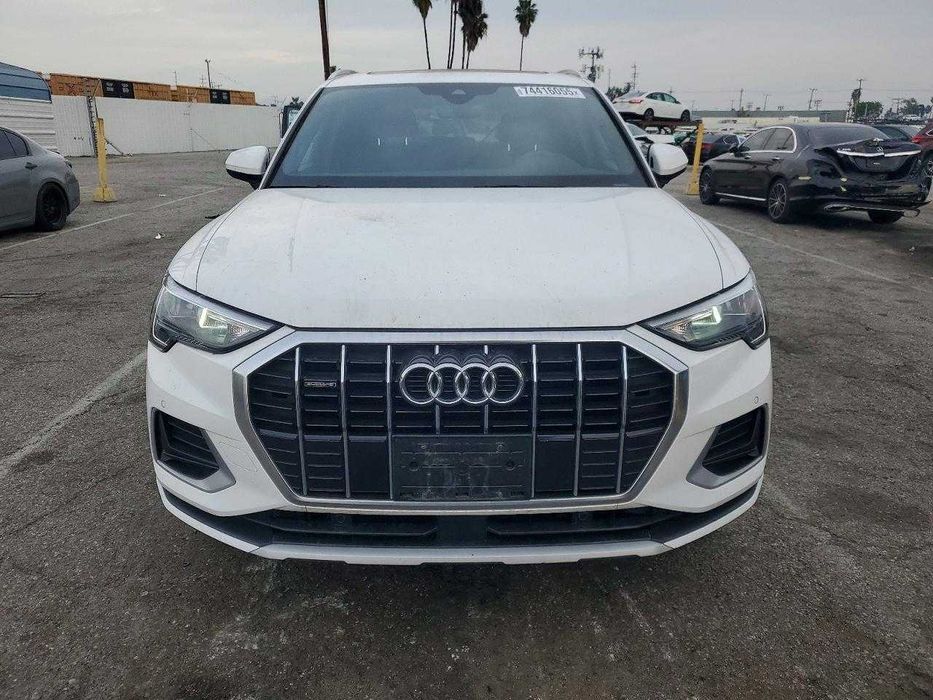 AUDI Q3 Premium Plus 40 2021