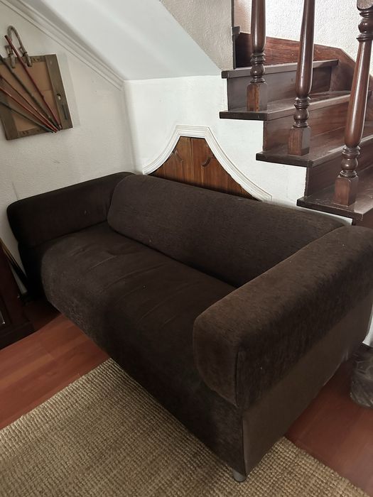 Sofá grande castanho64739091645442120