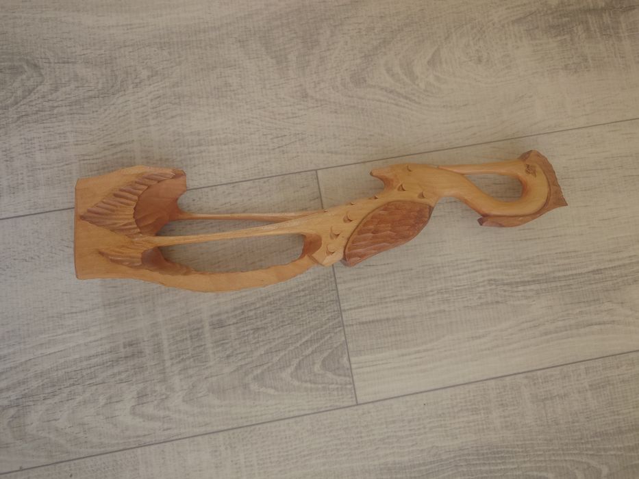 Afrykańskie figurki mężczyzna i kobieta ręcznie rzeźbione wys 28 cm, żuraw czy czapla
