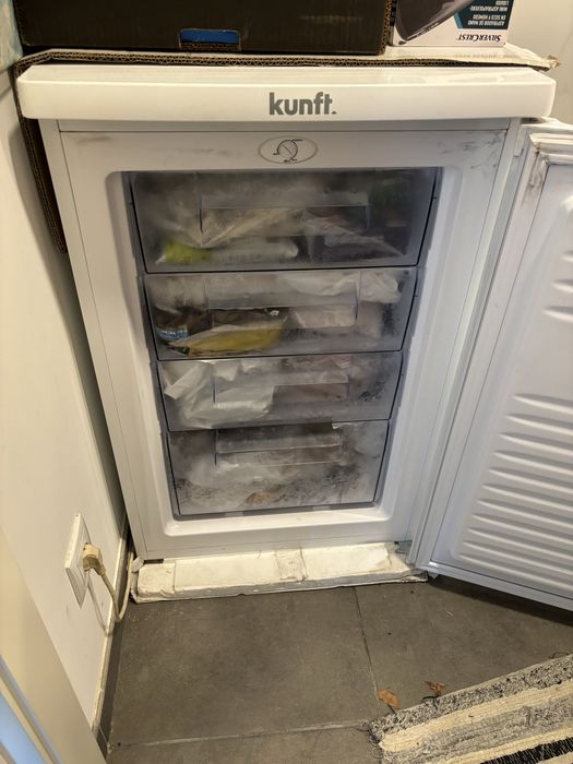 Arca Congeladora Vertical Kunft