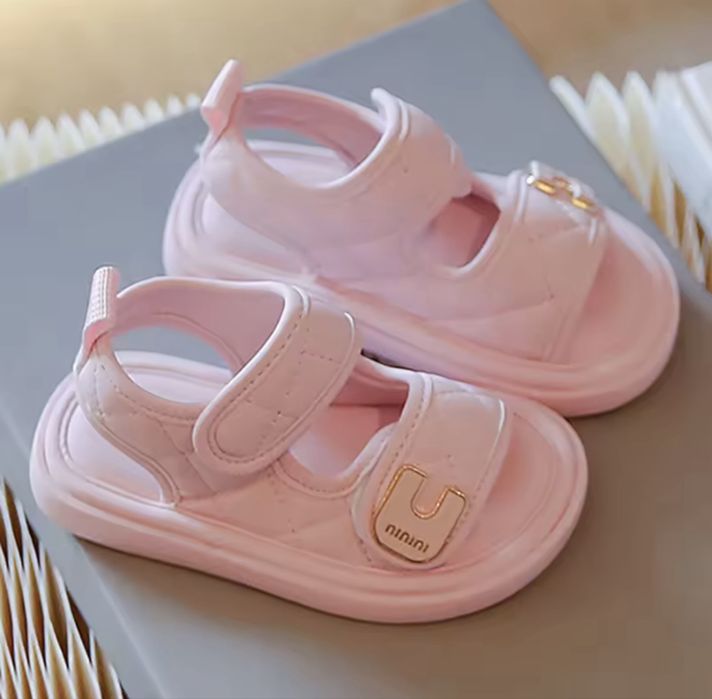 Дитячі босоніжки сандалі