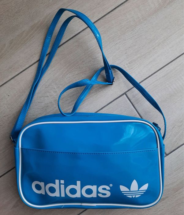Сумка лаковая adidas