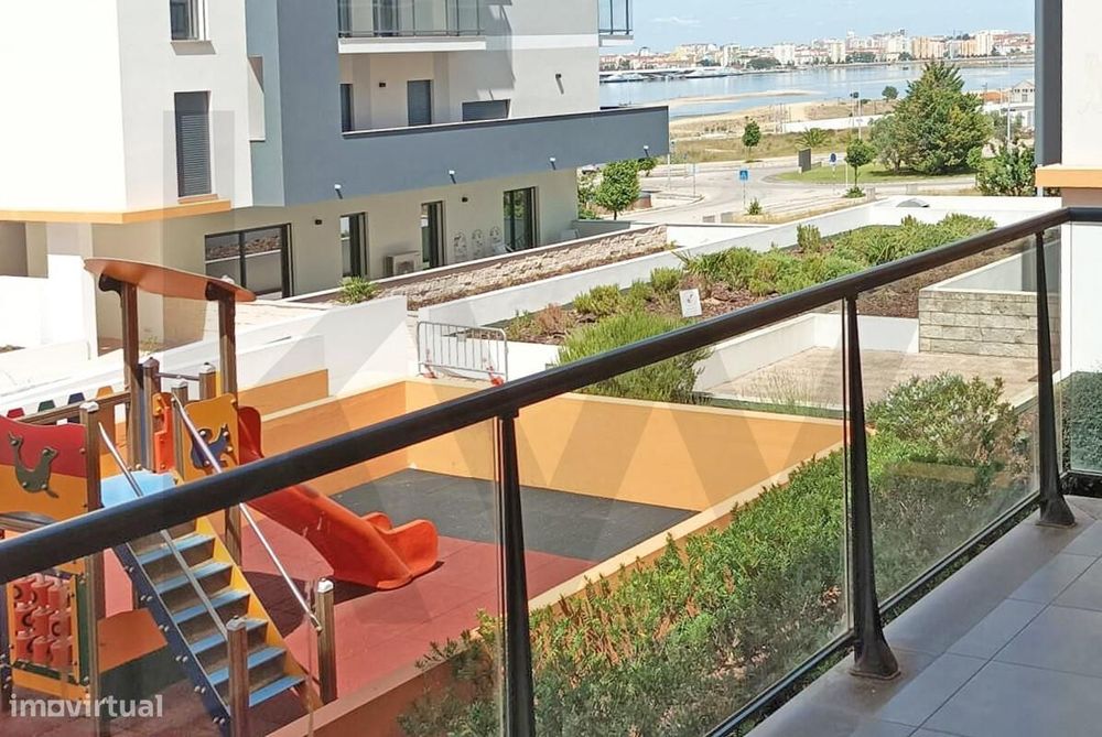 Apartamento T2, -  Quinta da Trindade - SEIXAL