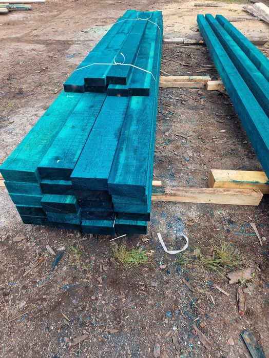 Więźba dachowa, belki, deski, łaty