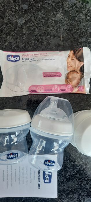 CHICCO pojemniki na mleko 4 x 150 ml + smoczek z nakrętką