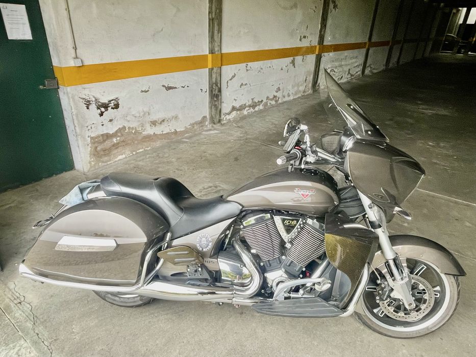 Victory Cross Country Tour (Indian)