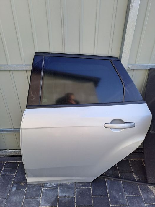 Dzwi  lewe   tylne    ford Focus   mk3 kombi