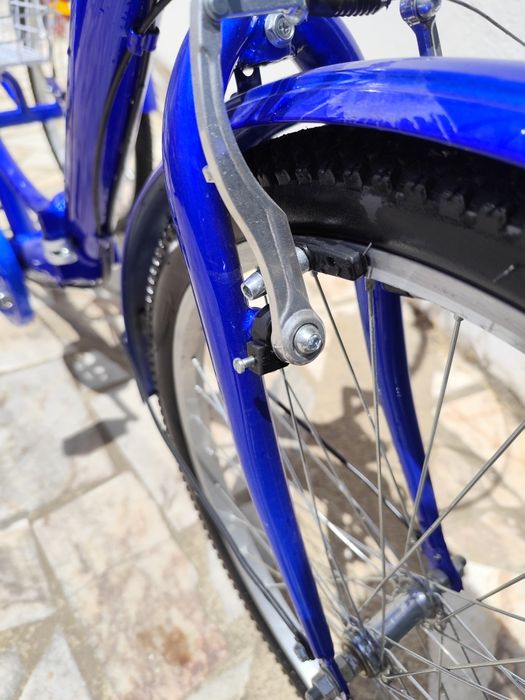 Bicicleta 3 rodas NOVA