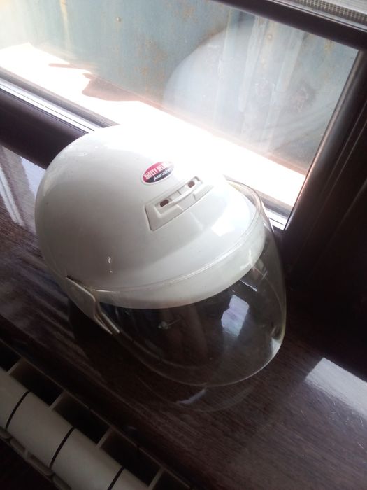 Шлем мотоциклетный ,для мопеда , скутер