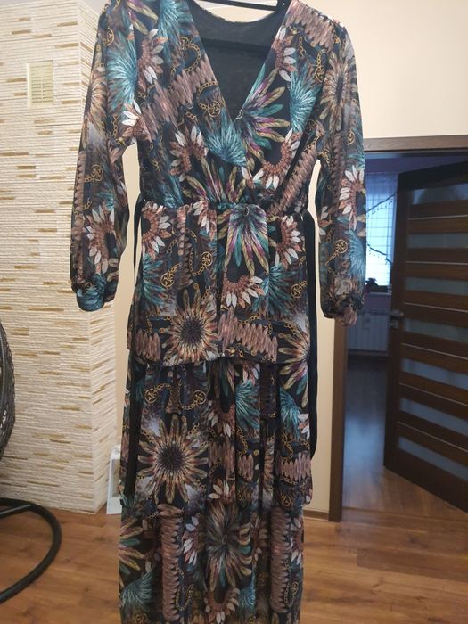 Sukienka dluga rozm uni.