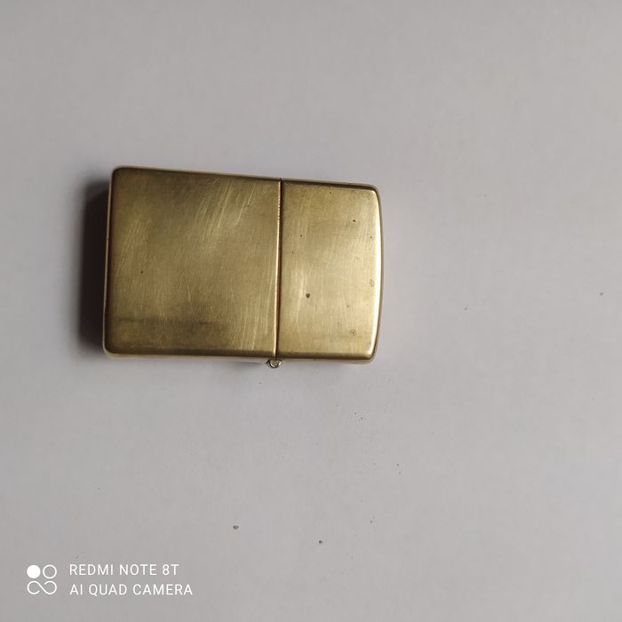 бензиновая зажигалка Zippo Classik