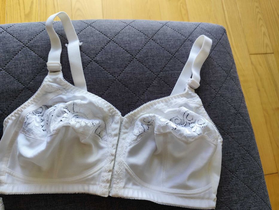 Бюстик Триумф 85D, лифчик