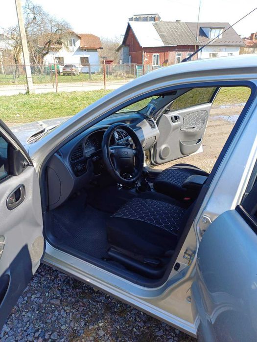 Продам Daewoo Lanos 2003 | 1.5 Газ/Бензин. | Комплектація з кондиціонером та ГУР .