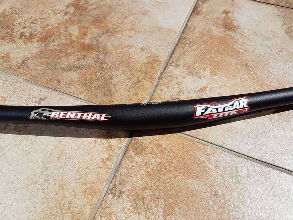 kierownica RENTHAL FatBar LITE Black 35x760mm, wznios 10mm