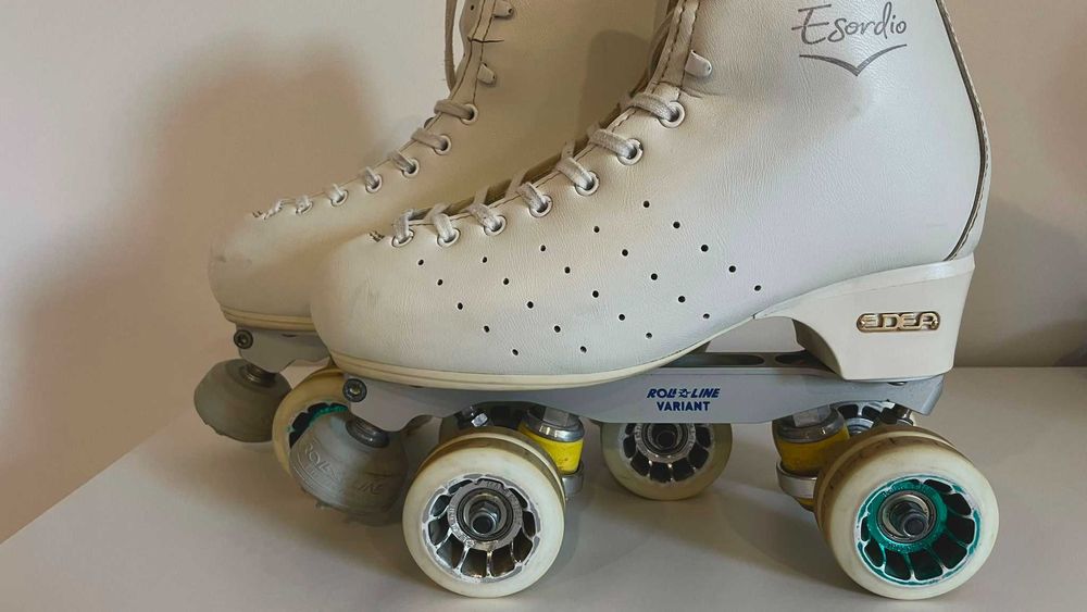 Patins Patinagem Artística Edea Esordio 265 + 2 Jogos de Rodas (Livres e Solo Dance)