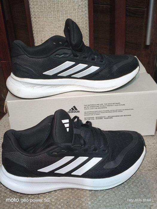 Buty marki Adidas