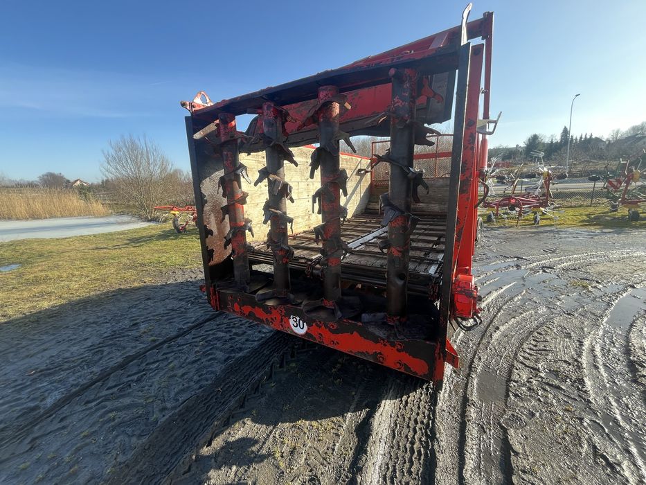 Rozrzutnik Warfama N-266 8t