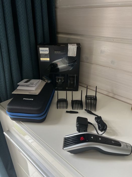 Професійна машинка для стрижки волосся Philips HC9420 серії 9000 Prestige.