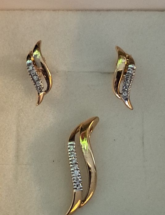 Złoty zestaw biżuterii Apart z cyrkoniami 333