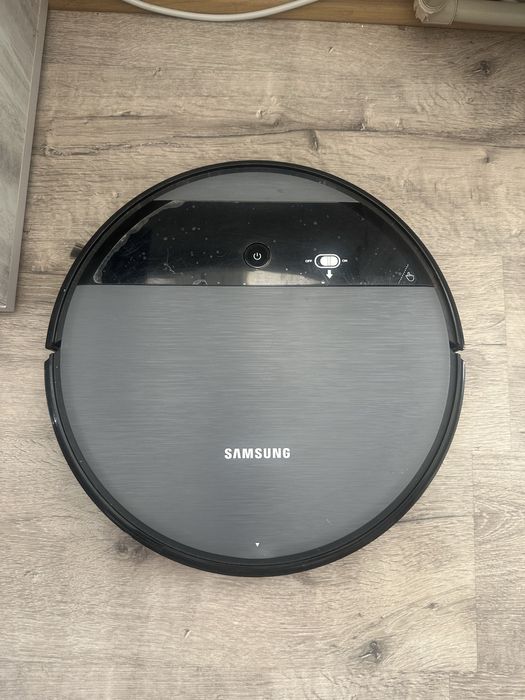Робот пилосос SAMSUNG