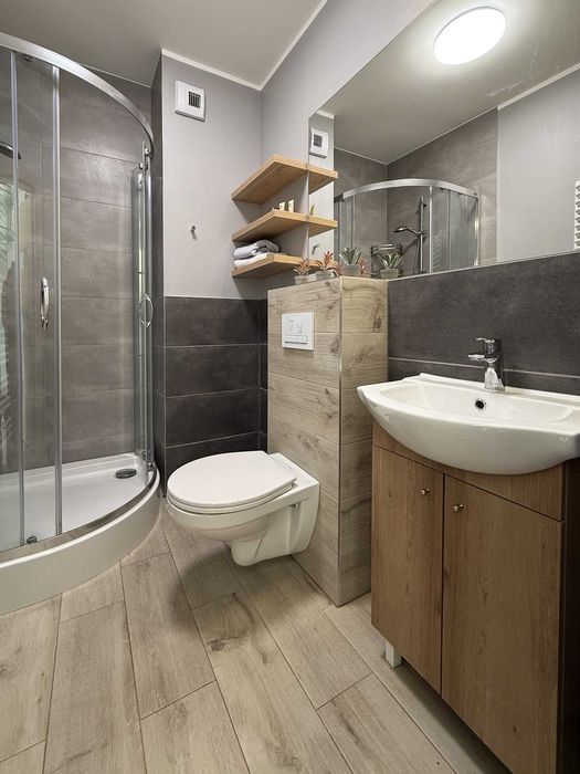 Miniapartament dla studenta, Katowice Ligota, 4 min od uczelni, Aneks kuchenny, własna łazienka Internet