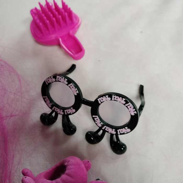 NaNaNa Ultimate Surprise, materiałowa lalka