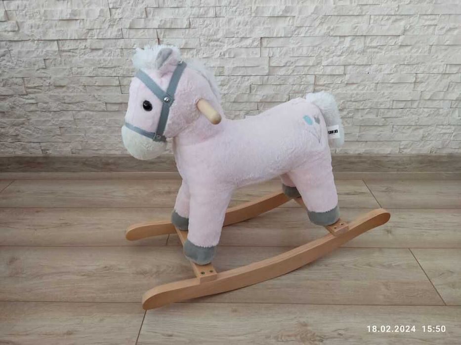 Konik na biegunach różowy