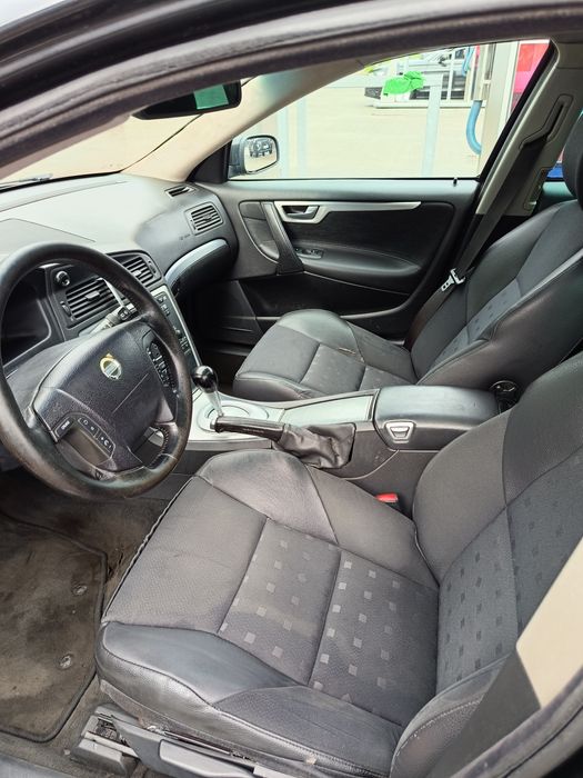 Volvo V70 2,4 D5 TDI дизель універсал
