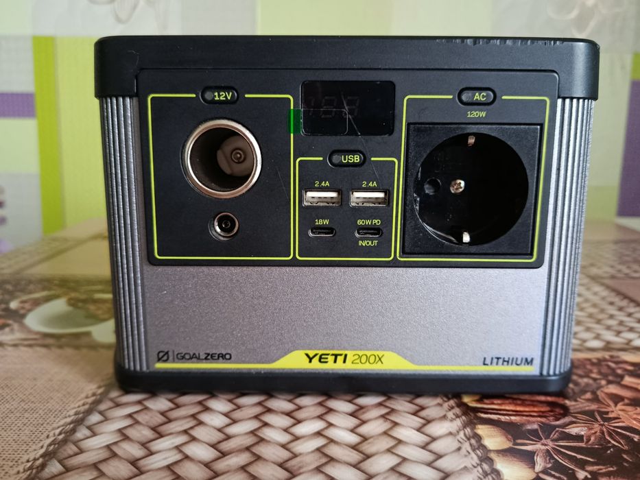 Зарядная станция zero yeti 200x