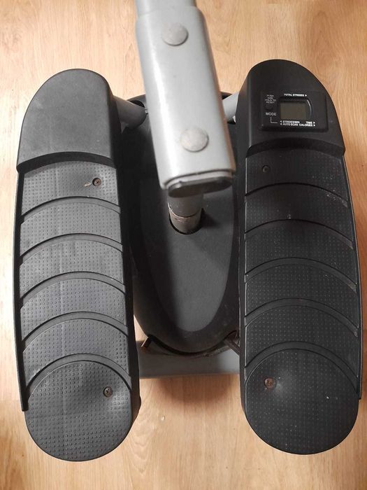 Step and Abdominal Exercise Machine443937030260674561