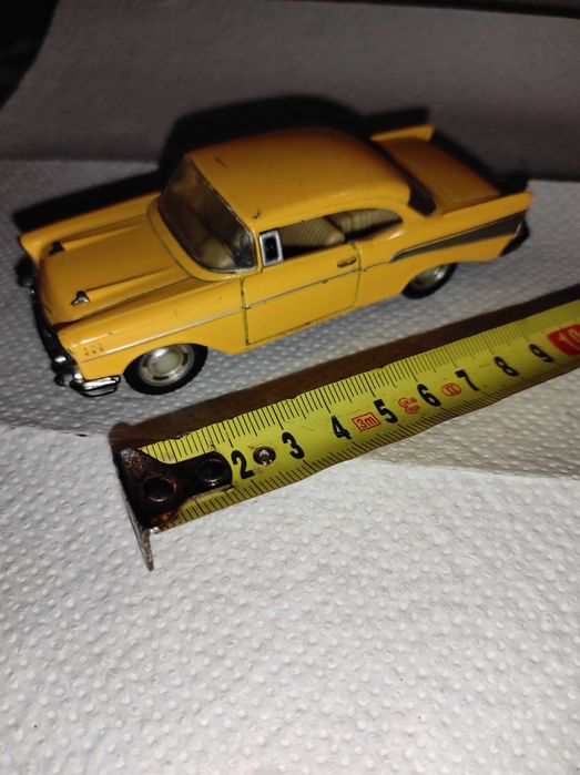 Машинка железная