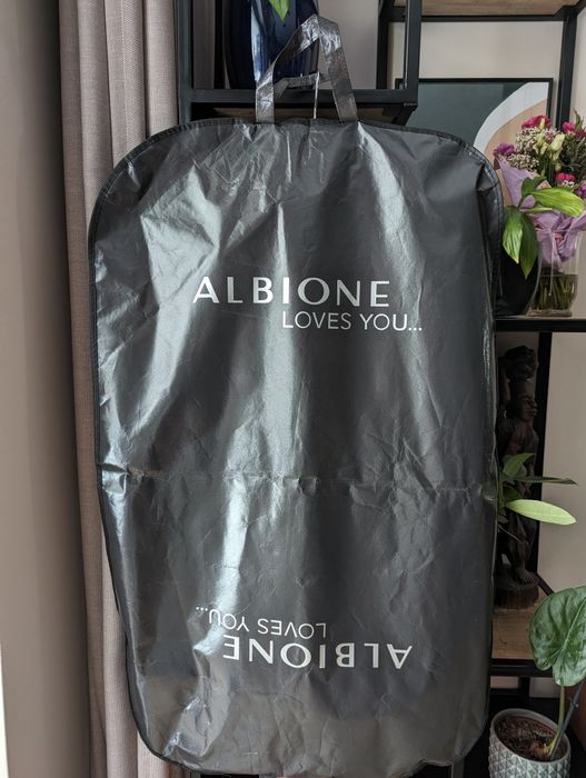 Garnitur Albione, 100% wełna jak nowy + pokrowiec