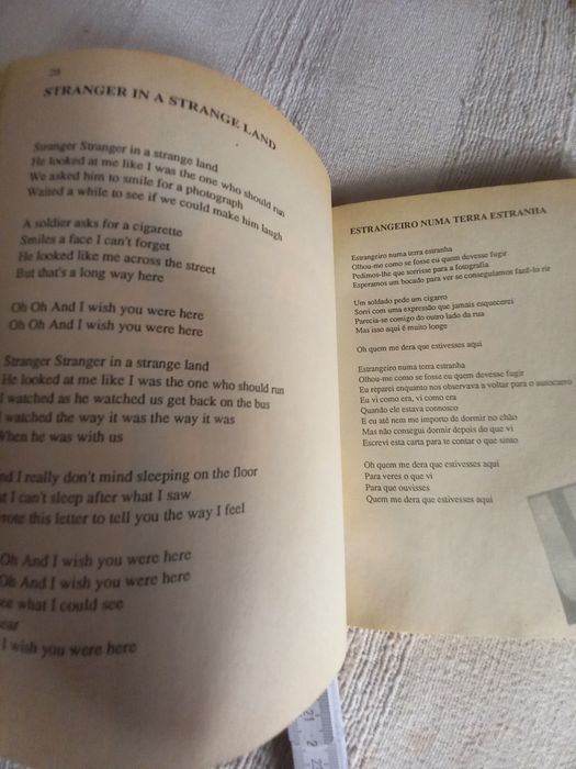 A Chama Sagrada Poemas dos U2