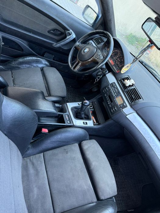 Sprzedam BMW E46 316ti Compact z 2003 roku
