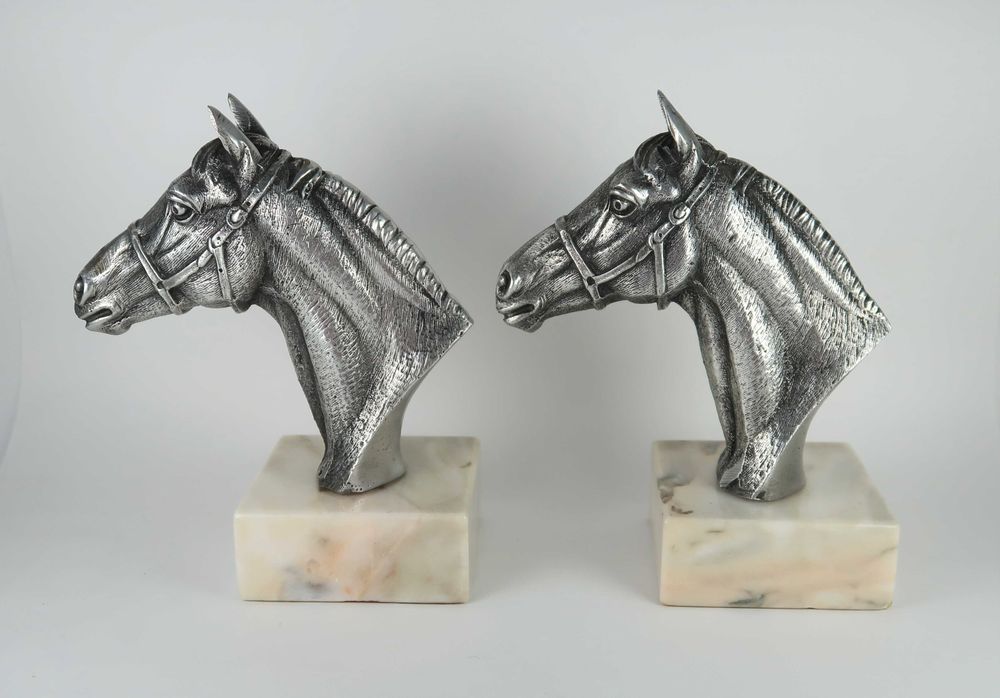 Par de Esculturas Art Deco - Cavalos