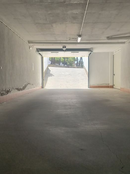 Garagem Privativa/Fechada + Arrecadação inserida