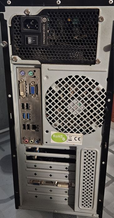 Monitor LG oraz komuter Asus