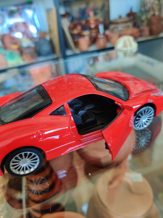 Машинки- моделі, іграшки