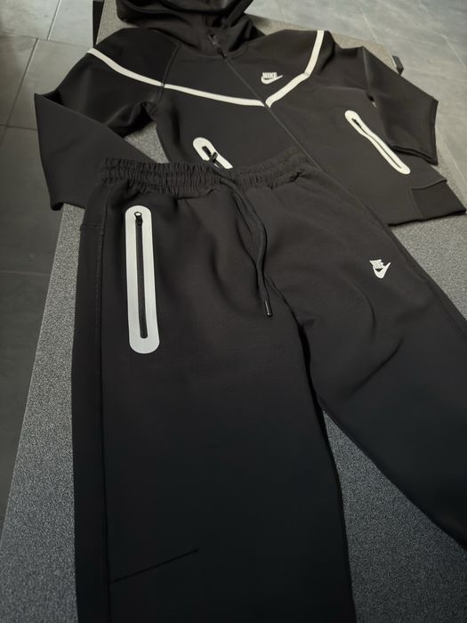 Костюм Nike Tech reflective р140-176