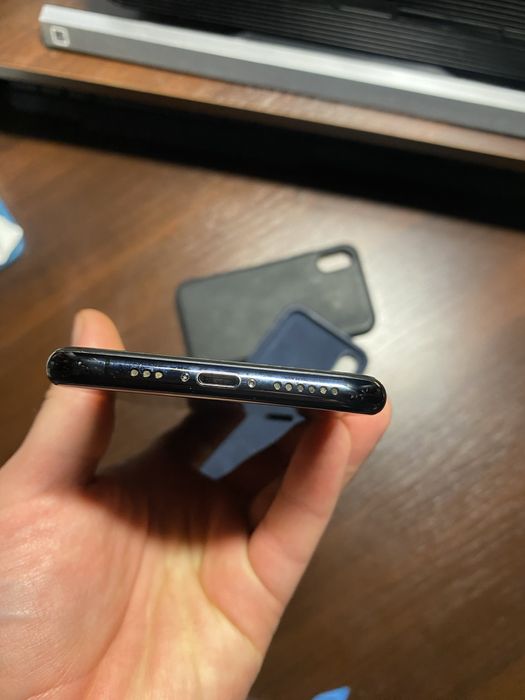 Б/у Iphone xs 64gb спейс грей