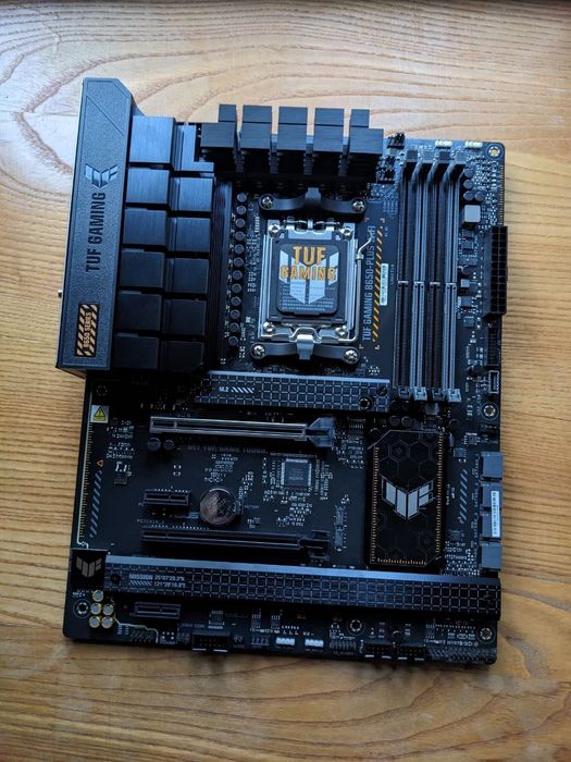 Asus TUF Gaming B650-PLUS WiFi AM5