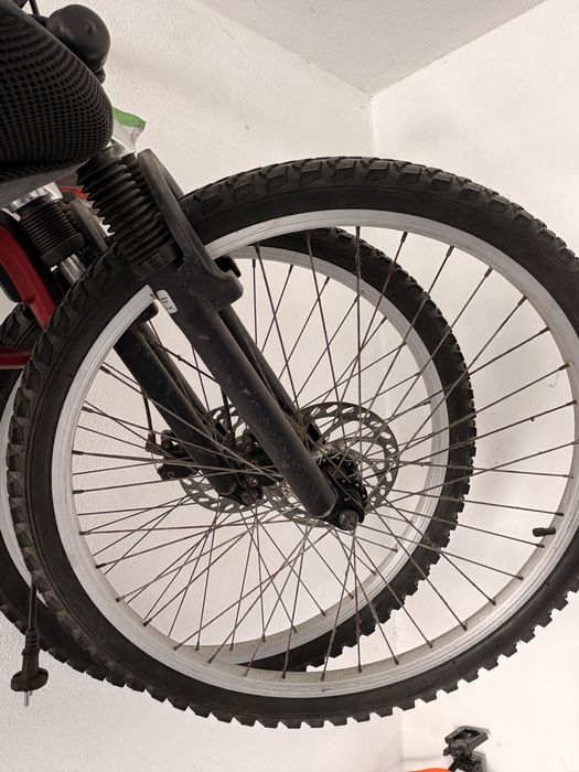 2 biclicletas para pecas|semifuncional