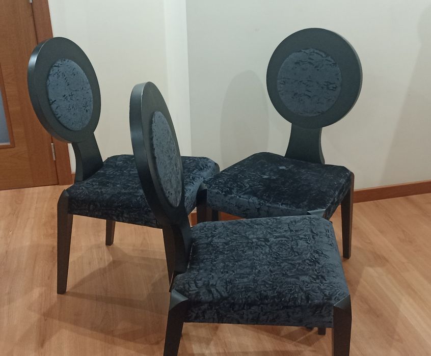 6 cadeiras La Sénia
Estofos preto
Estofos imp