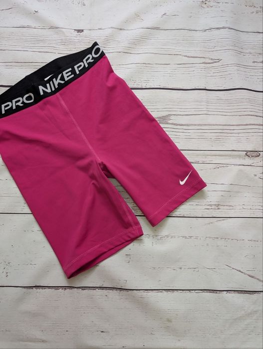 Спортивні рожеві і   велосипедки, велосипедки від Nike Стан