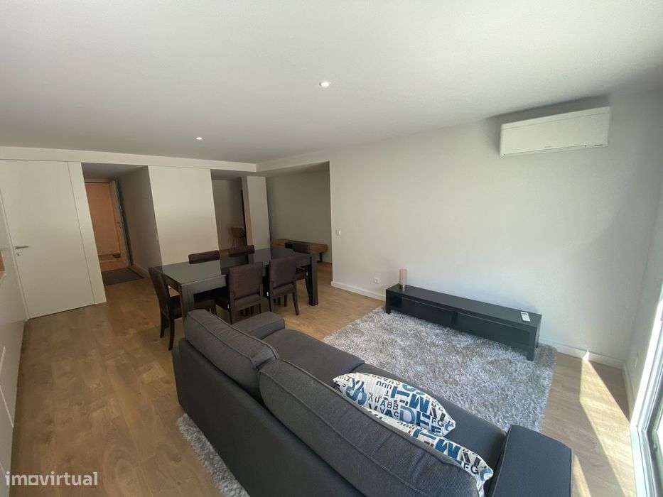 Apartamento T2+1 Totalmente mobilado e equipado com palamenta