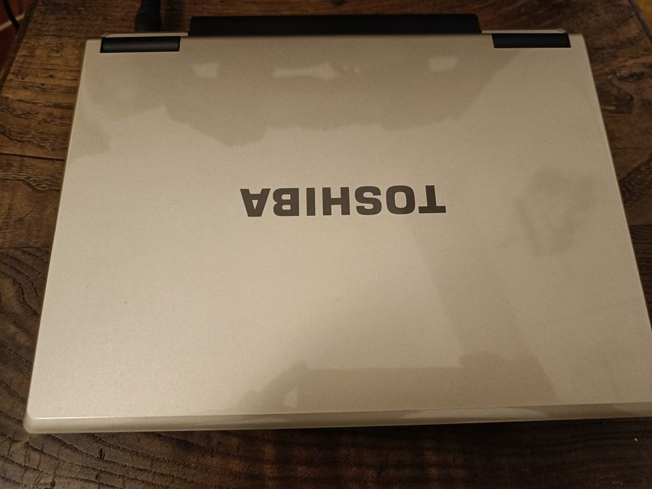 Netbook Toshiba NB100